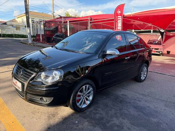 VOLKSWAGEN POLO SEDAN 2.0 MI COMFORTLINE 8V FLEX 4P MANUAL